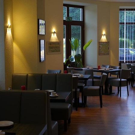 Gaestehaus Lisakowski Pension Am Brautwiesenpark Герліц Екстер'єр фото